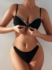 Bikini chiusura anteriore con dettagli brillantinati