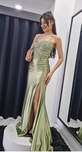 Abito Karol