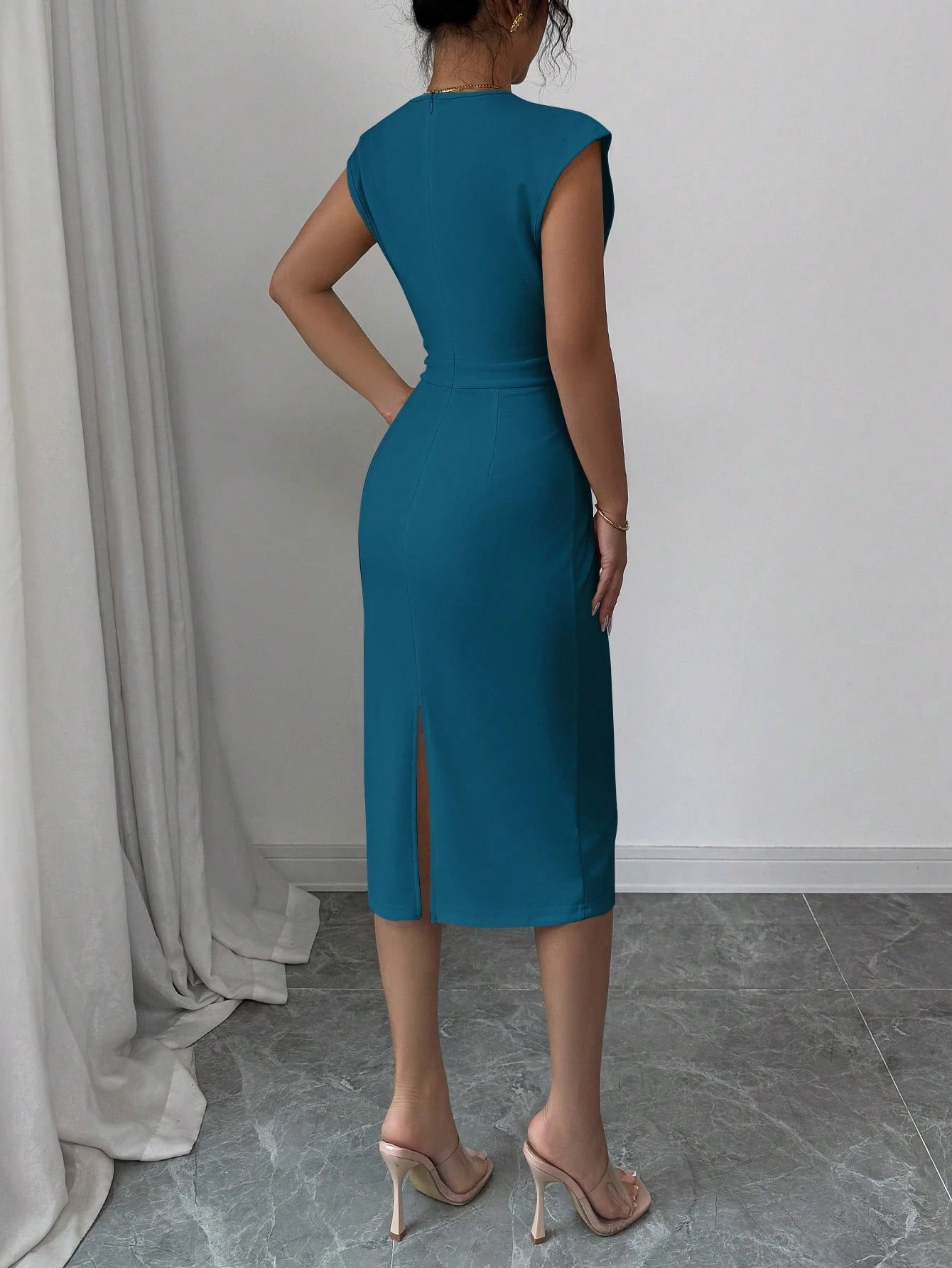 Abito Midi Scollo a V
