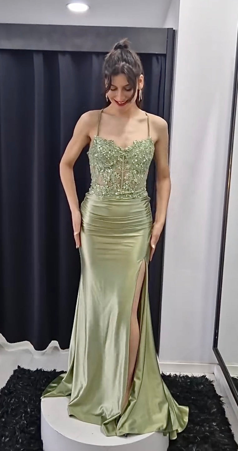 Abito Karol