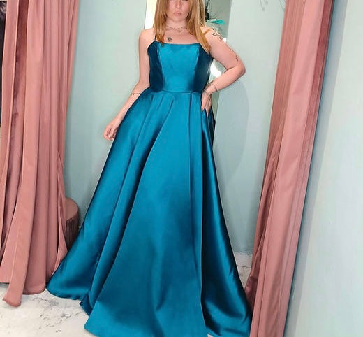 Abito Queen