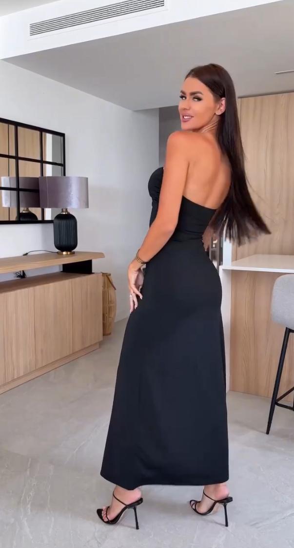 Abito Moira